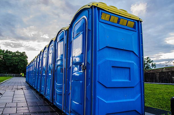 Best Porta potty delivery and setup  in St Leon, IN